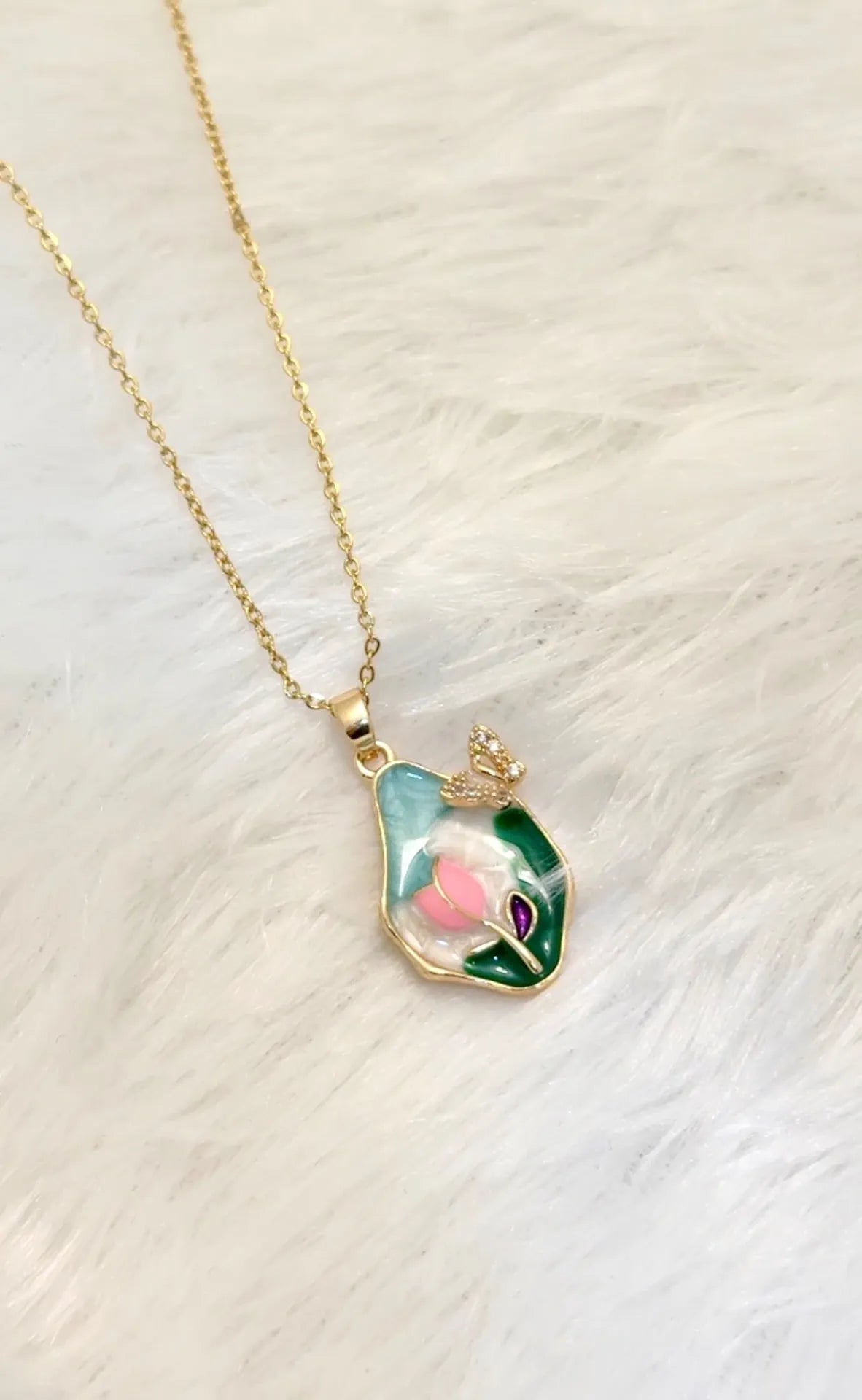 Dream Girl Butterfly Floral Pendant Necklace (18K Gold Plated Elegant Aesthetic Jewelry) For Women