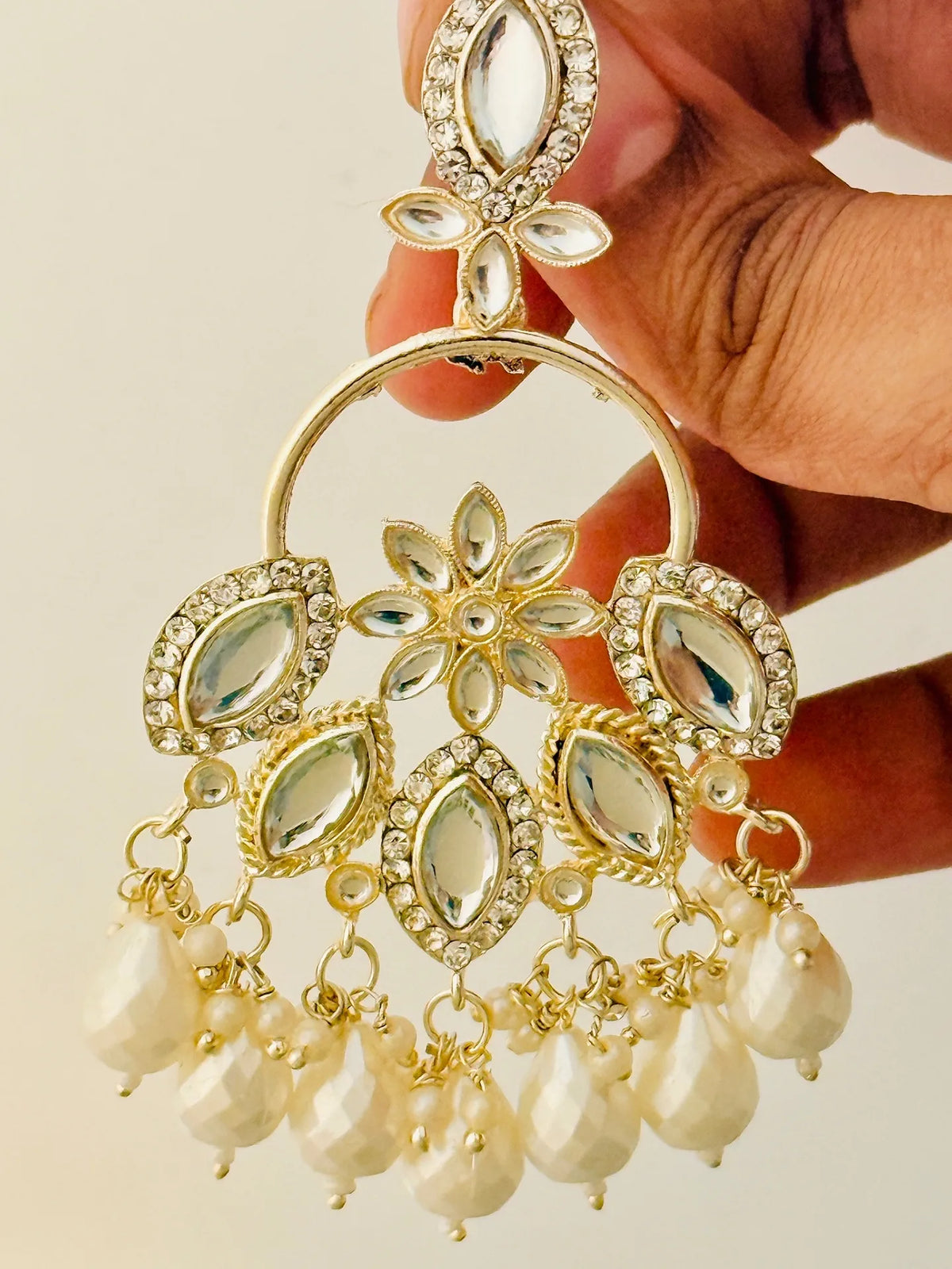 Manjari Jhumkas