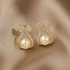 Bow Pearl Earrings