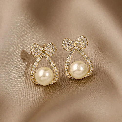 Bow Pearl Earrings