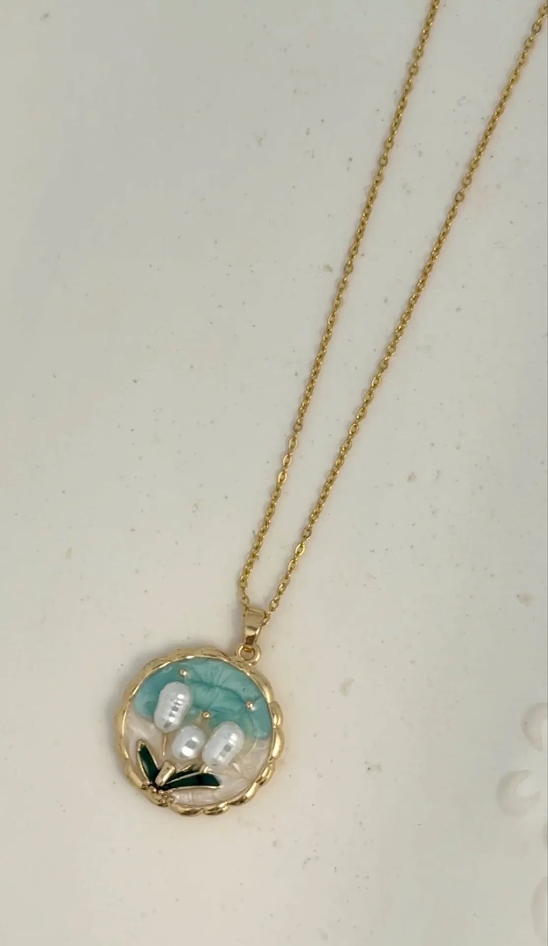 Royale Drop Floral Pearl Pendant Necklace (18K Gold Plated Elegant Luxury Jewelry) For Women