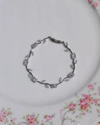 Voyagee | Anti tarnish Tulip Bracelet