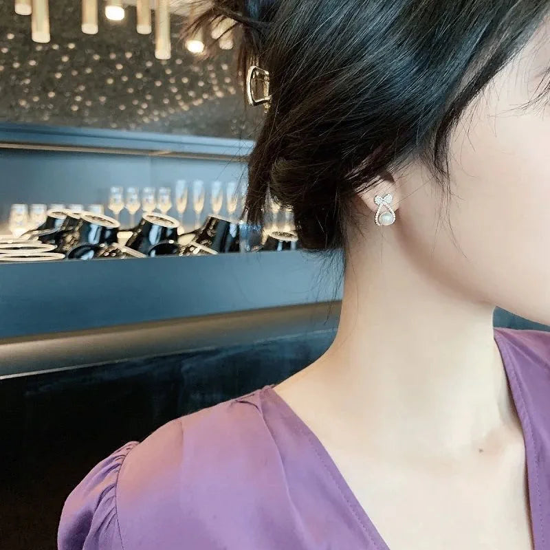 Bow Pearl Earrings