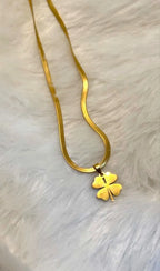 Rich Girl Aesthetic Clover Necklace (18K Gold Plated Chic Bold Fashion Jewelry Style) For Women
