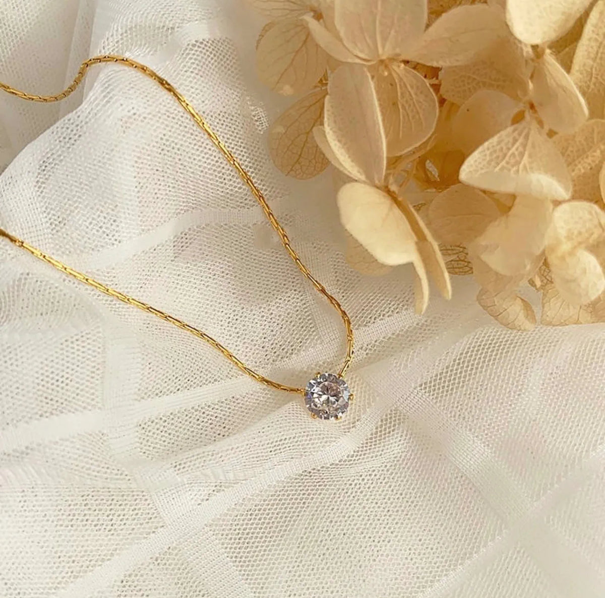 Round Diamond Necklace For Women