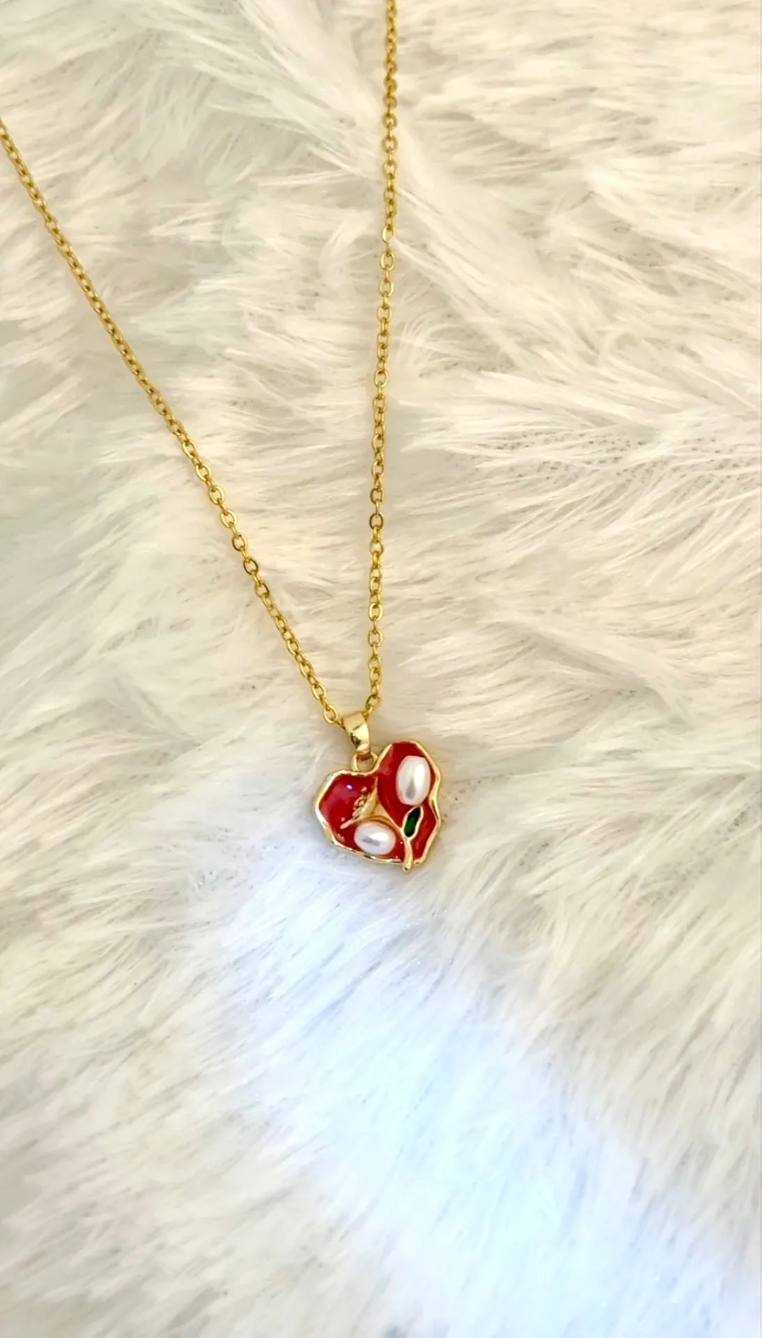 Red Hearts Pendant Necklace (18K Gold Plated Must Have Romantic Fashion Jewelry Piece) For Women