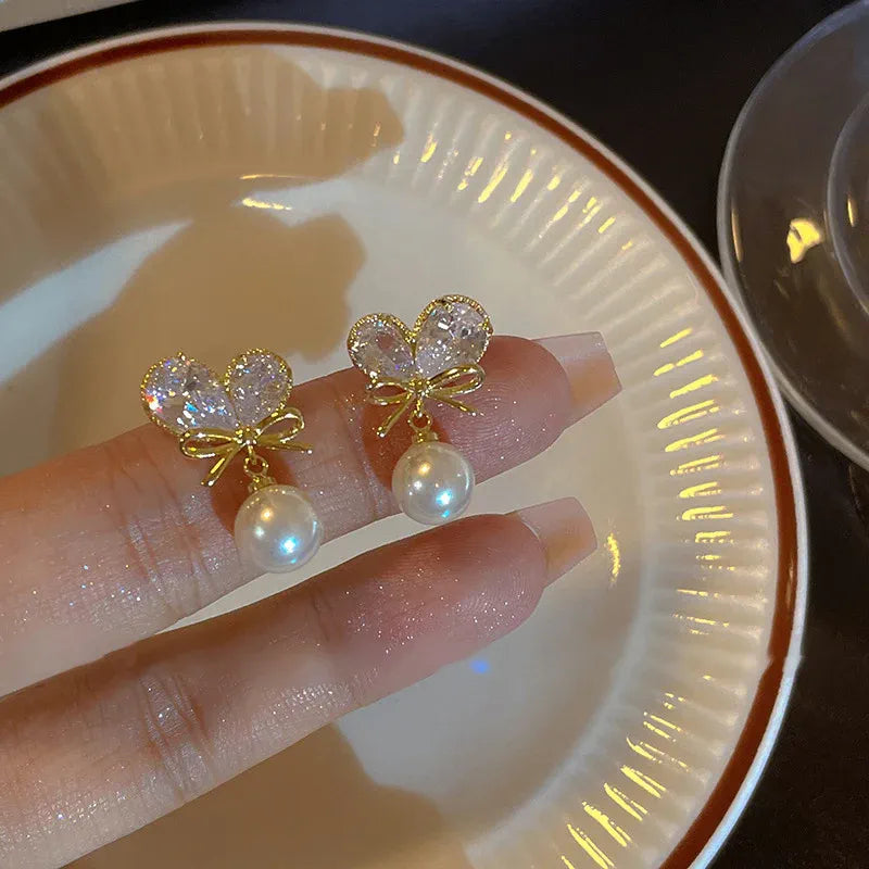 Heart drop Pearl Earrings