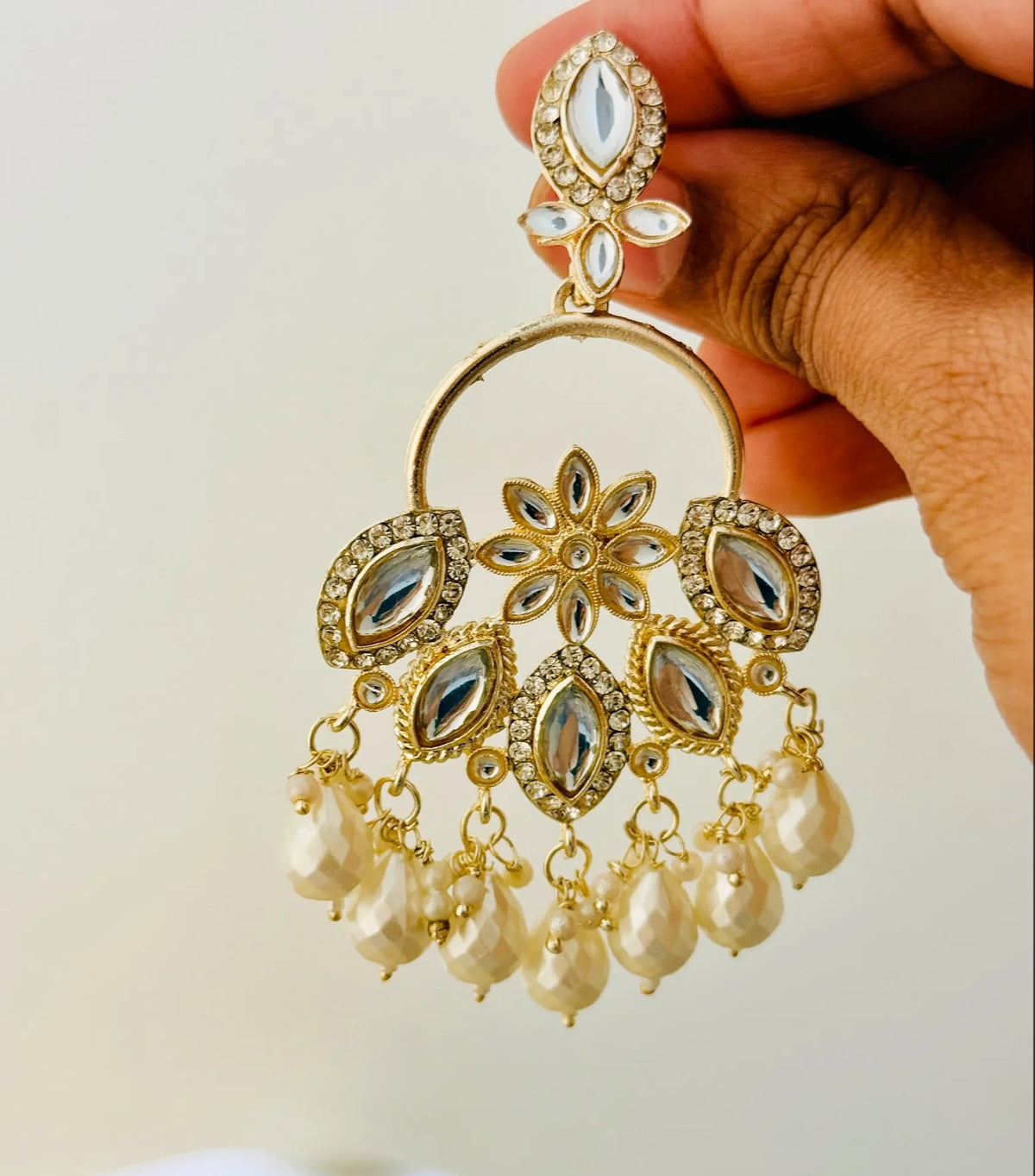 Manjari Jhumkas