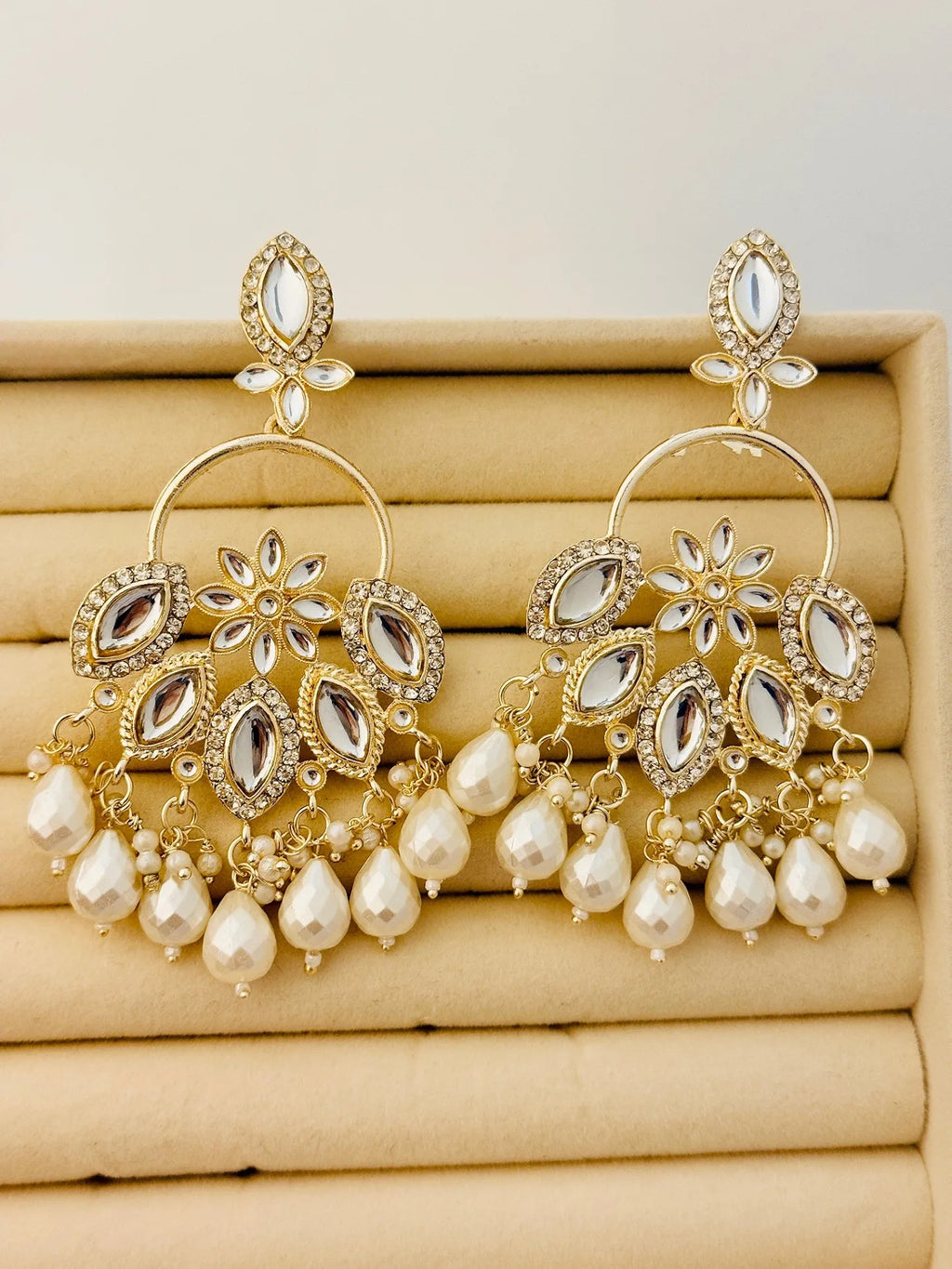 Manjari Jhumkas