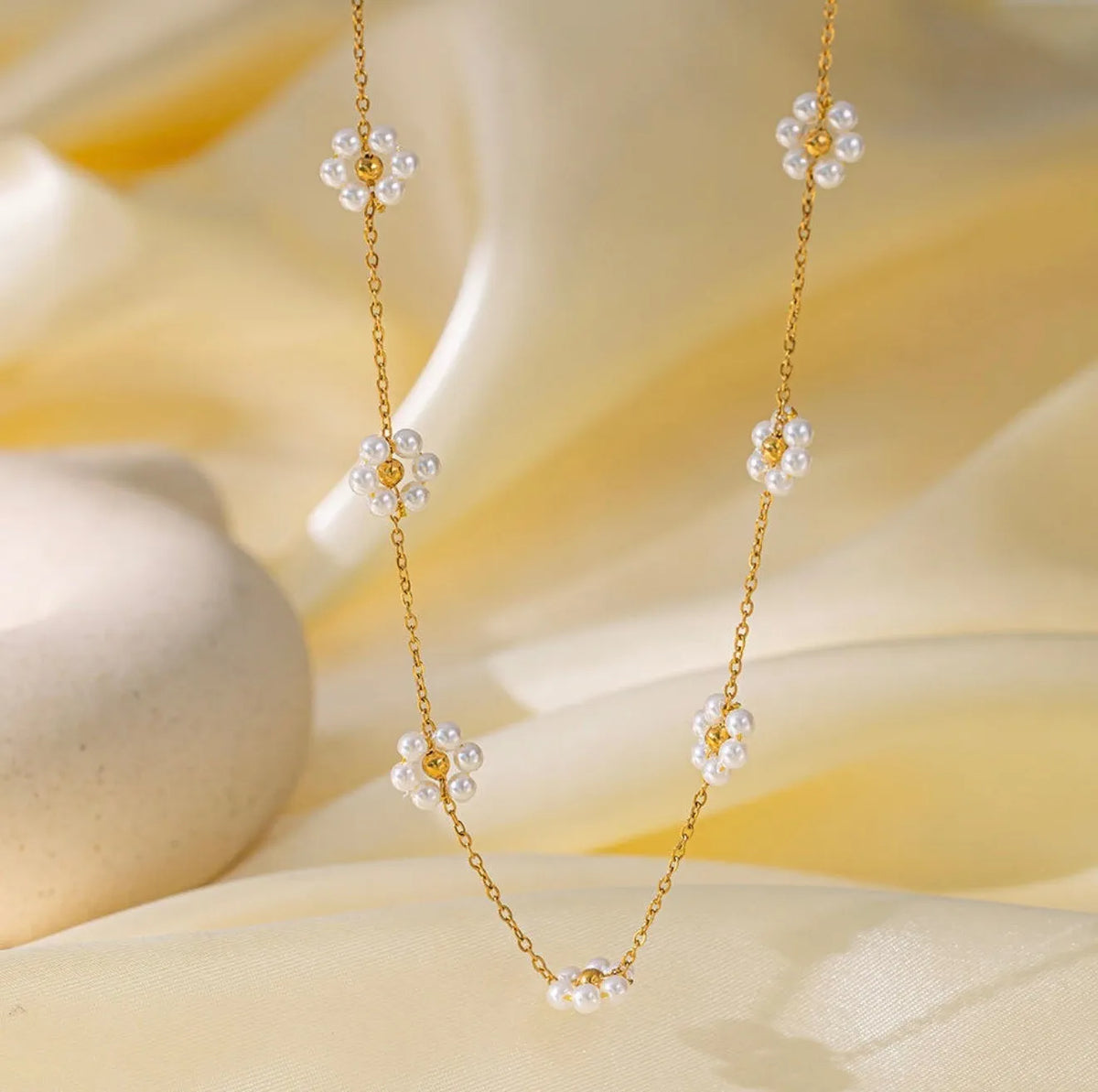 Daisy Charms Necklace For Women
